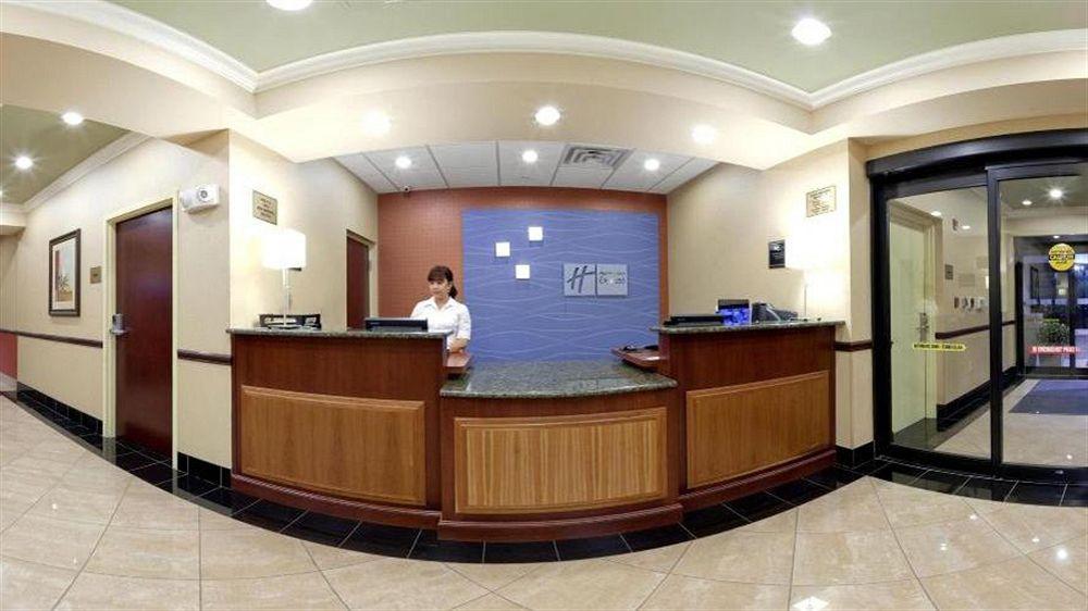 Holiday Inn Express Stuart By Ihg Palm City Exterior photo