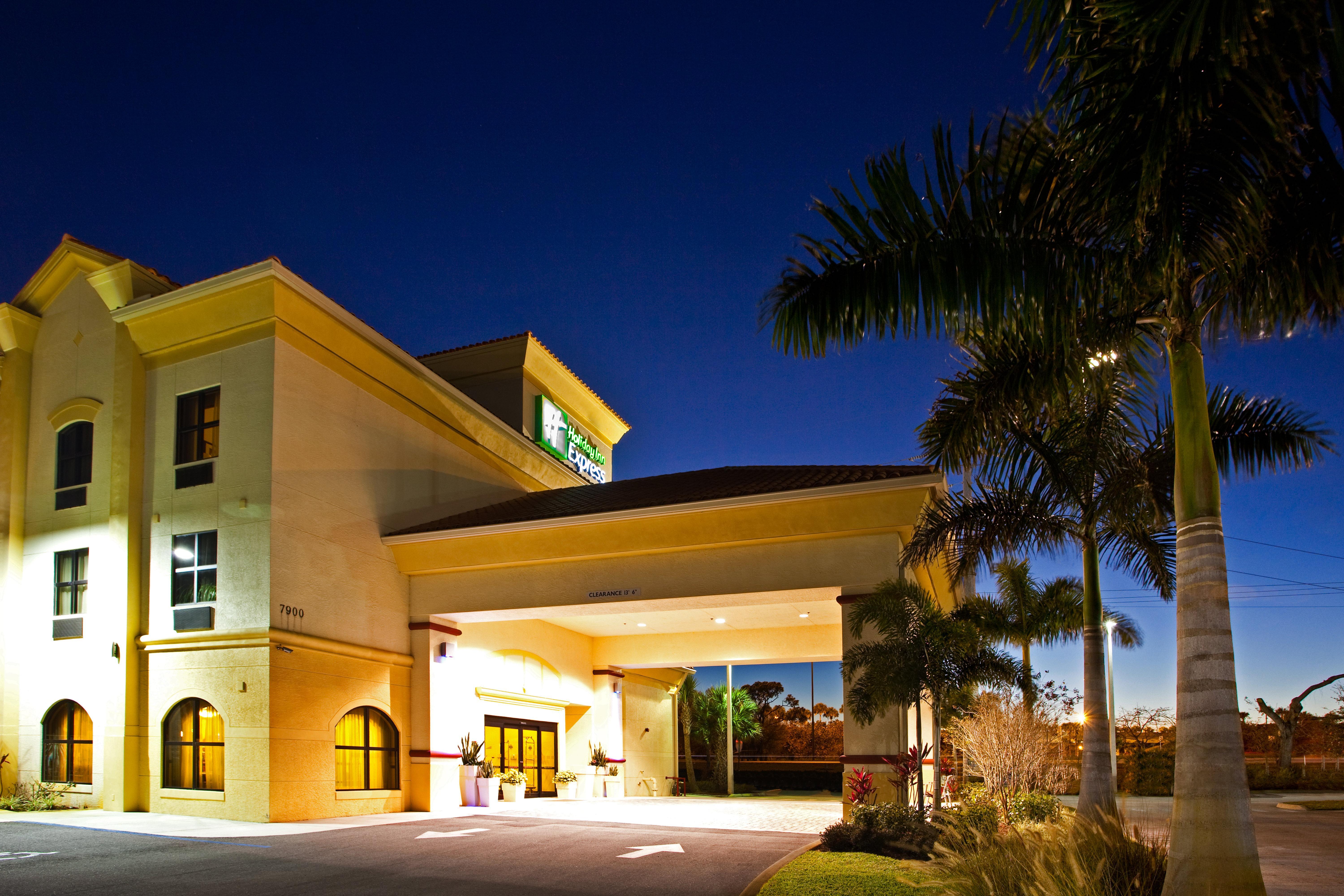 Holiday Inn Express Stuart By Ihg Palm City Exterior photo