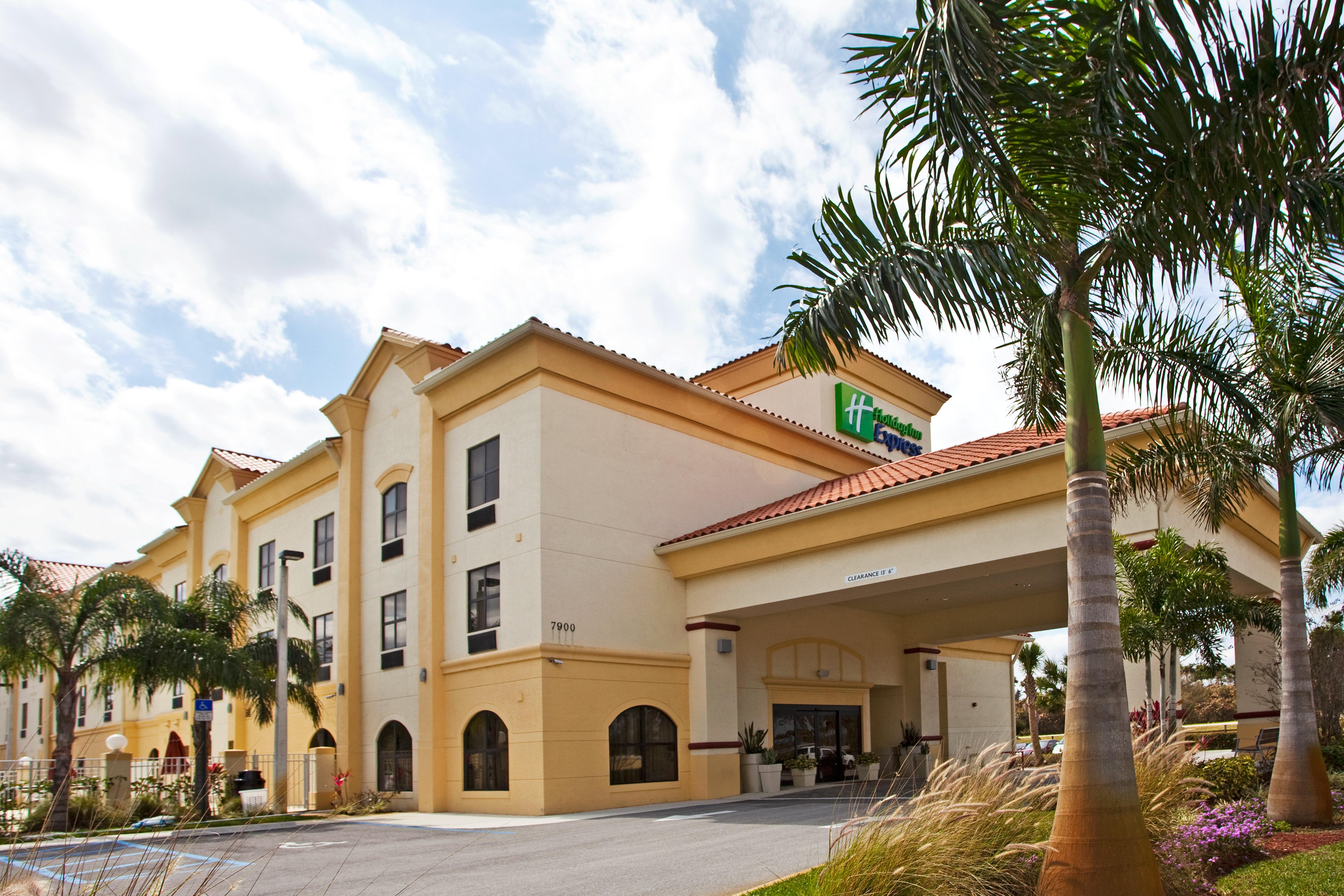 Holiday Inn Express Stuart By Ihg Palm City Exterior photo