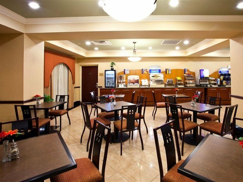 Holiday Inn Express Stuart By Ihg Palm City Exterior photo